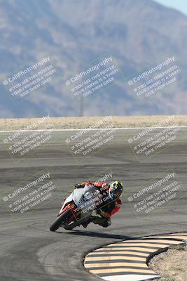 media/Oct-30-2025-Racers Edge (Thu) [[dabbdaf680]]/3-B Group/Session 2 (Bowl Exit)/